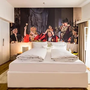 4* Hotel Small Luxury Goldgasse