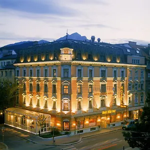 Neue Post I Self Check-in Hotel Innsbruck